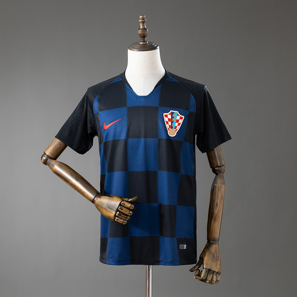 Retro Croatia 2018 ( Sân Khách )