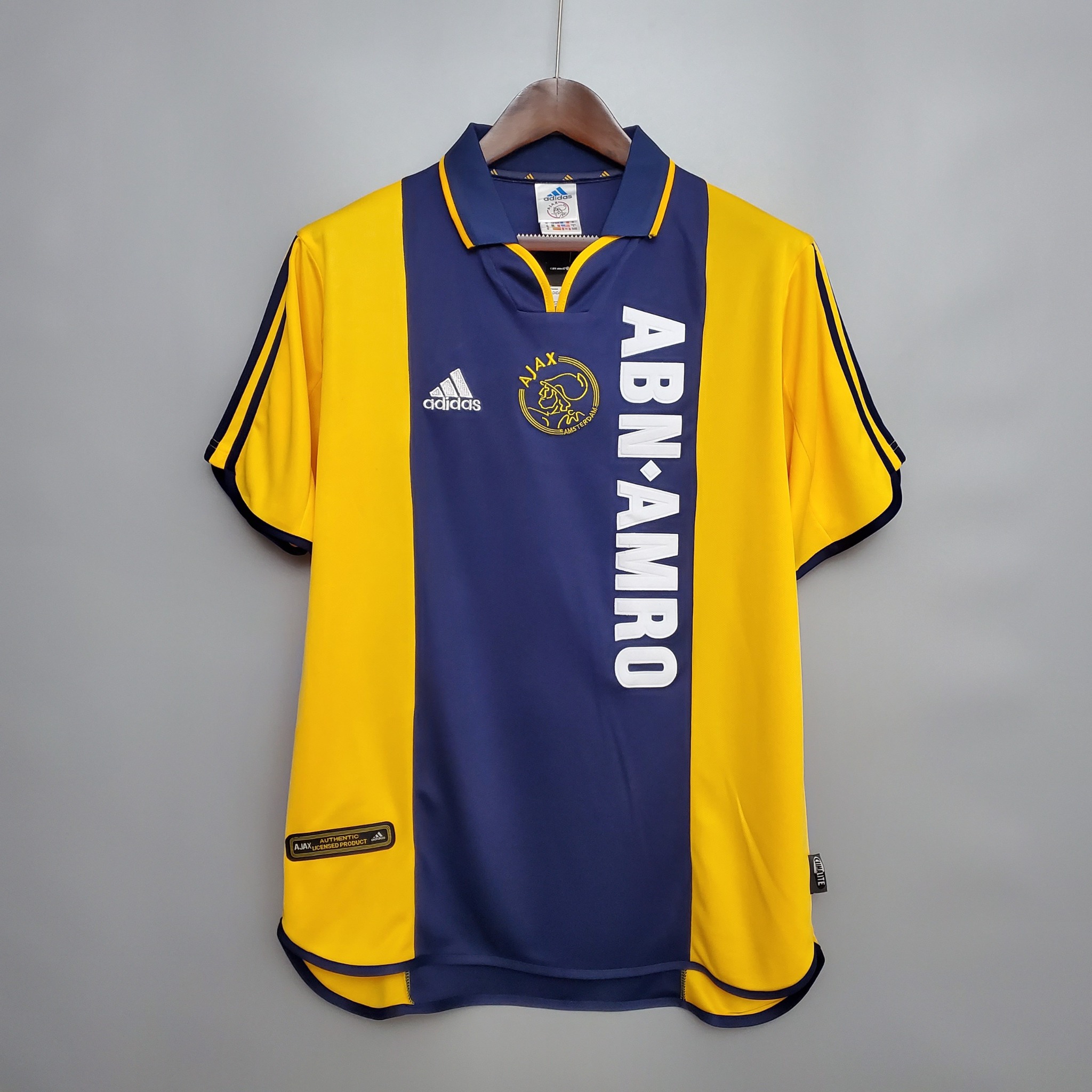 Retro Ajax 2000/2001 ( Sân Khách )