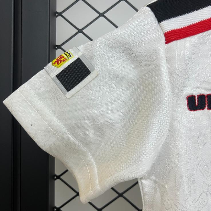 Bộ Kids MU 1997/1998 ( Sân Khách )