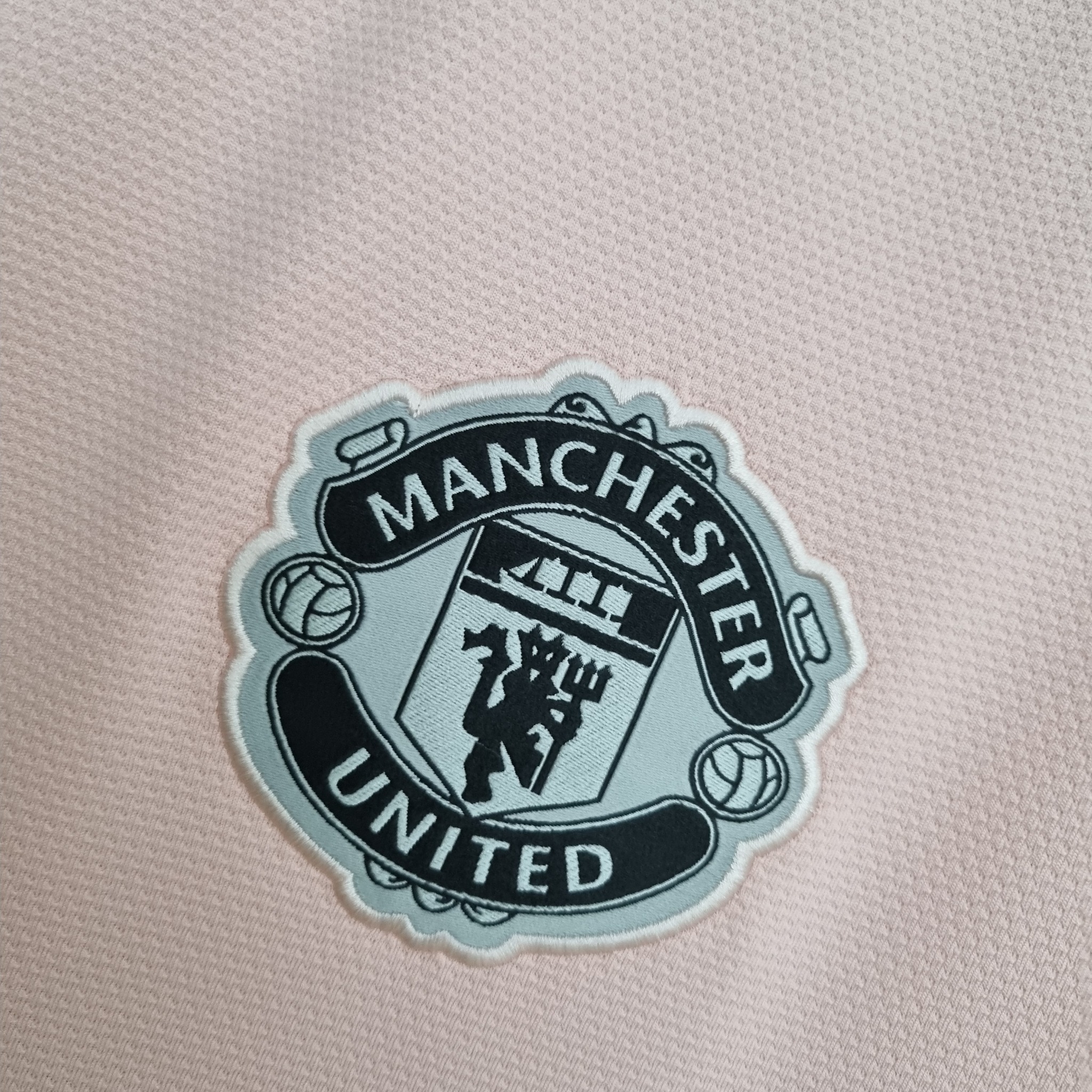 Retro Mu 2018/2019 ( Sân Khách )