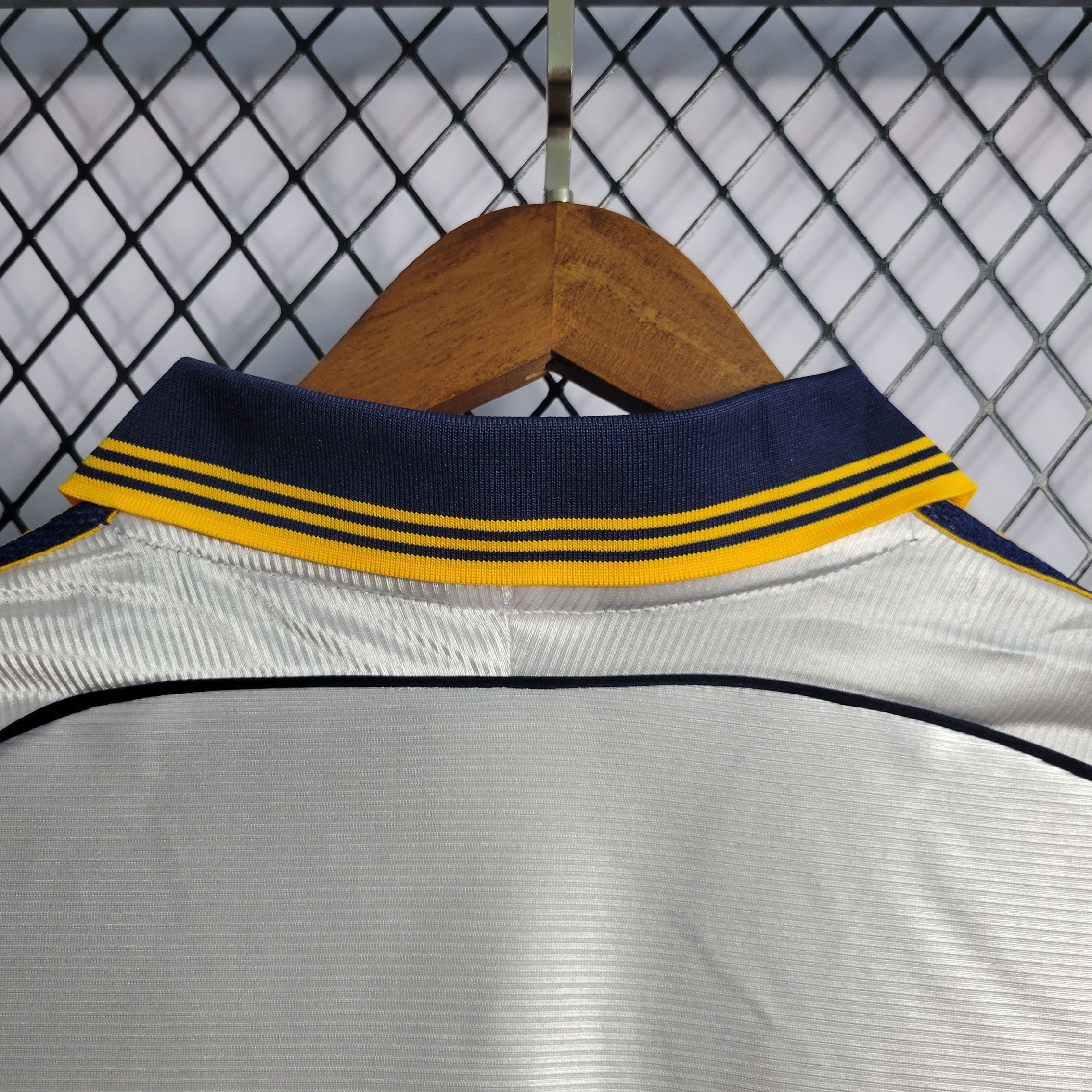 Retro Real Madrid 1999/2000 ( Sân Nhà )