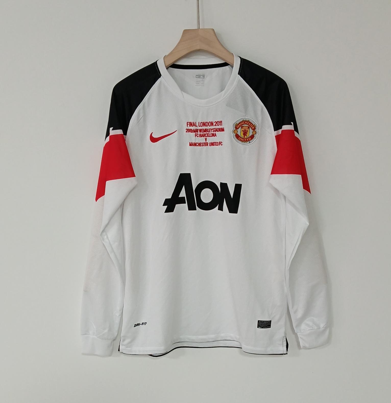 Retro Mu 2010/2011 Tay Dài ( Sân Khách )