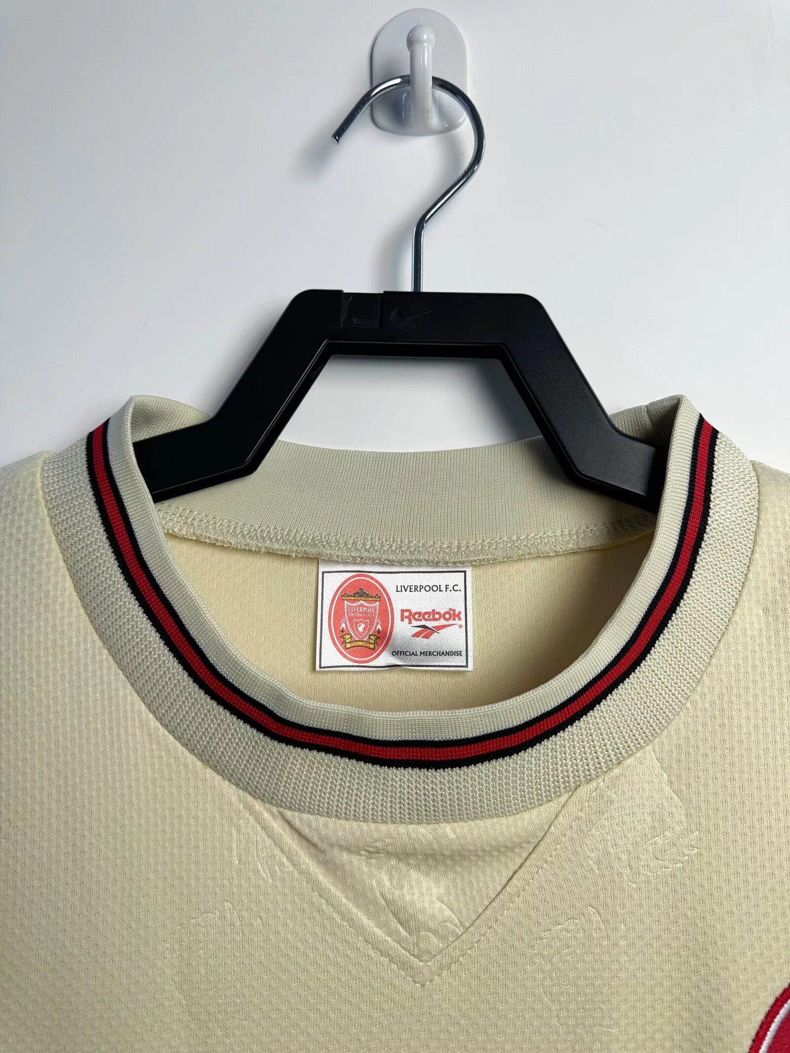 Retro Liverpool 1996/1997 Tay Dài ( Sân Khách )