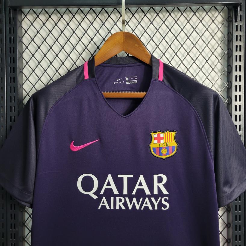 Retro Barcelona 2016/2017 ( Sân Khách )