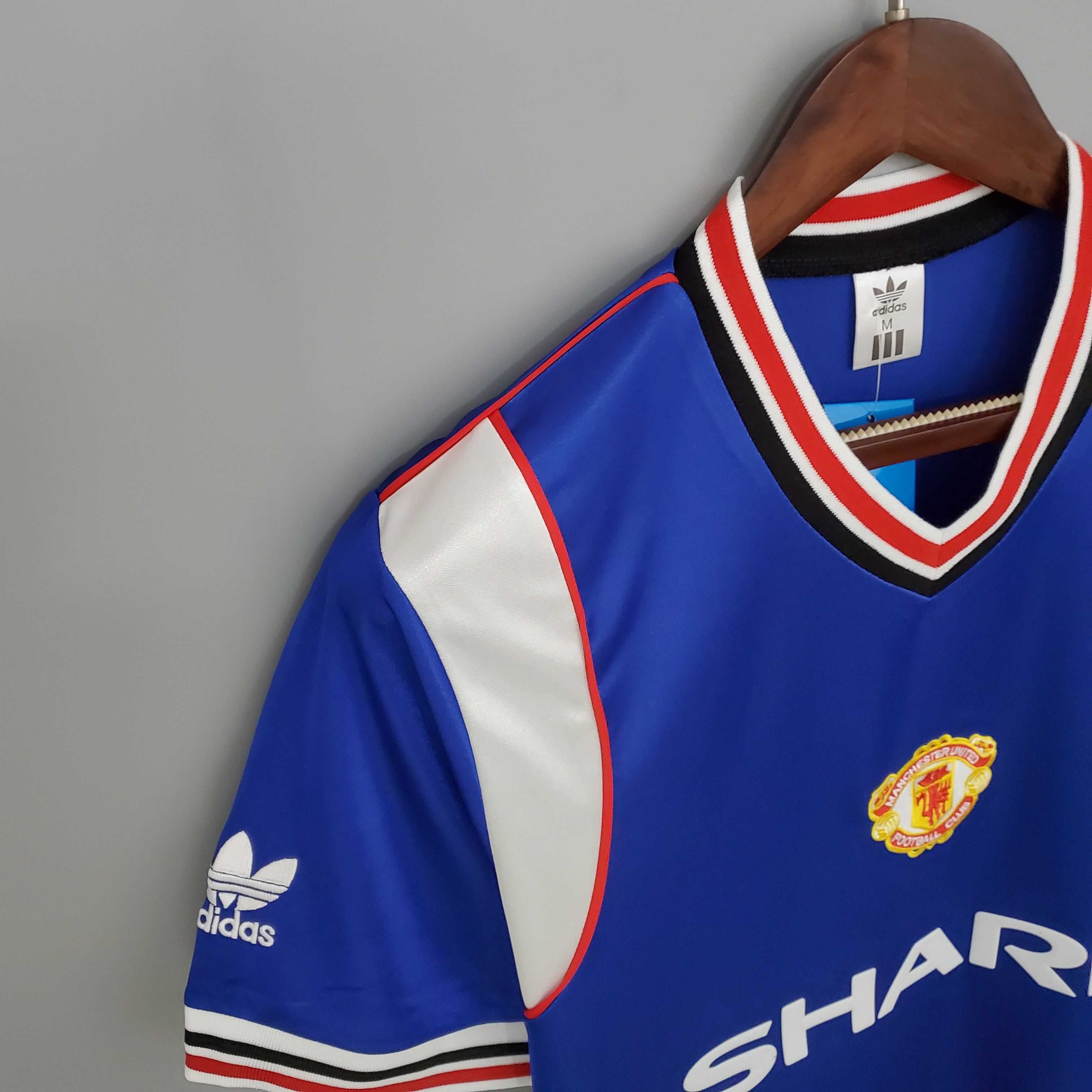 Retro Mu 1985/1986 ( Sân Khách )