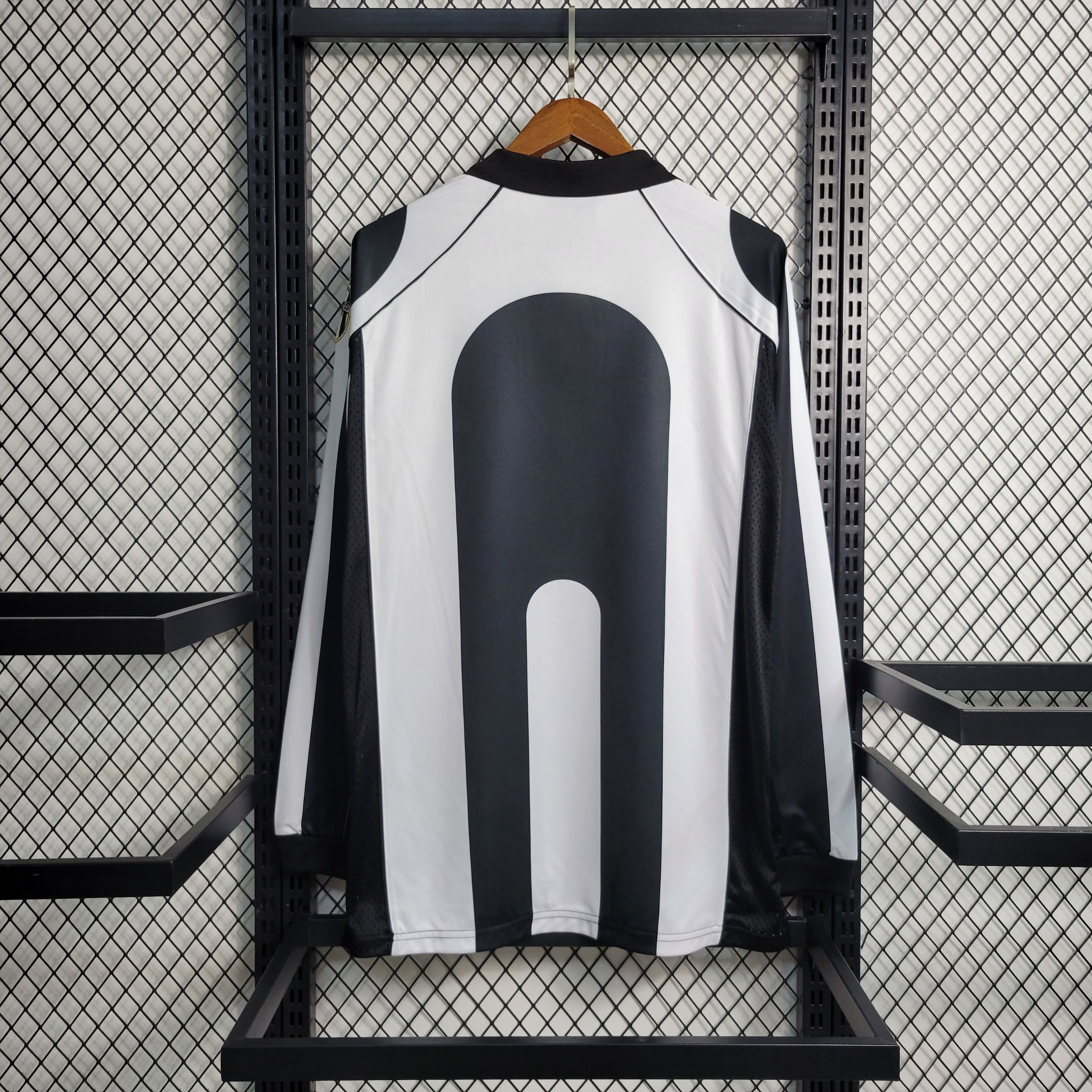 Retro Juventus 1997/1998 Tay Dài ( Sân Nhà )