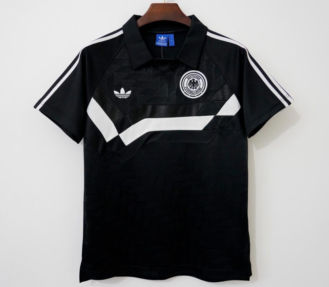 Retro Đức 1988/1991 ( Sân Khách )