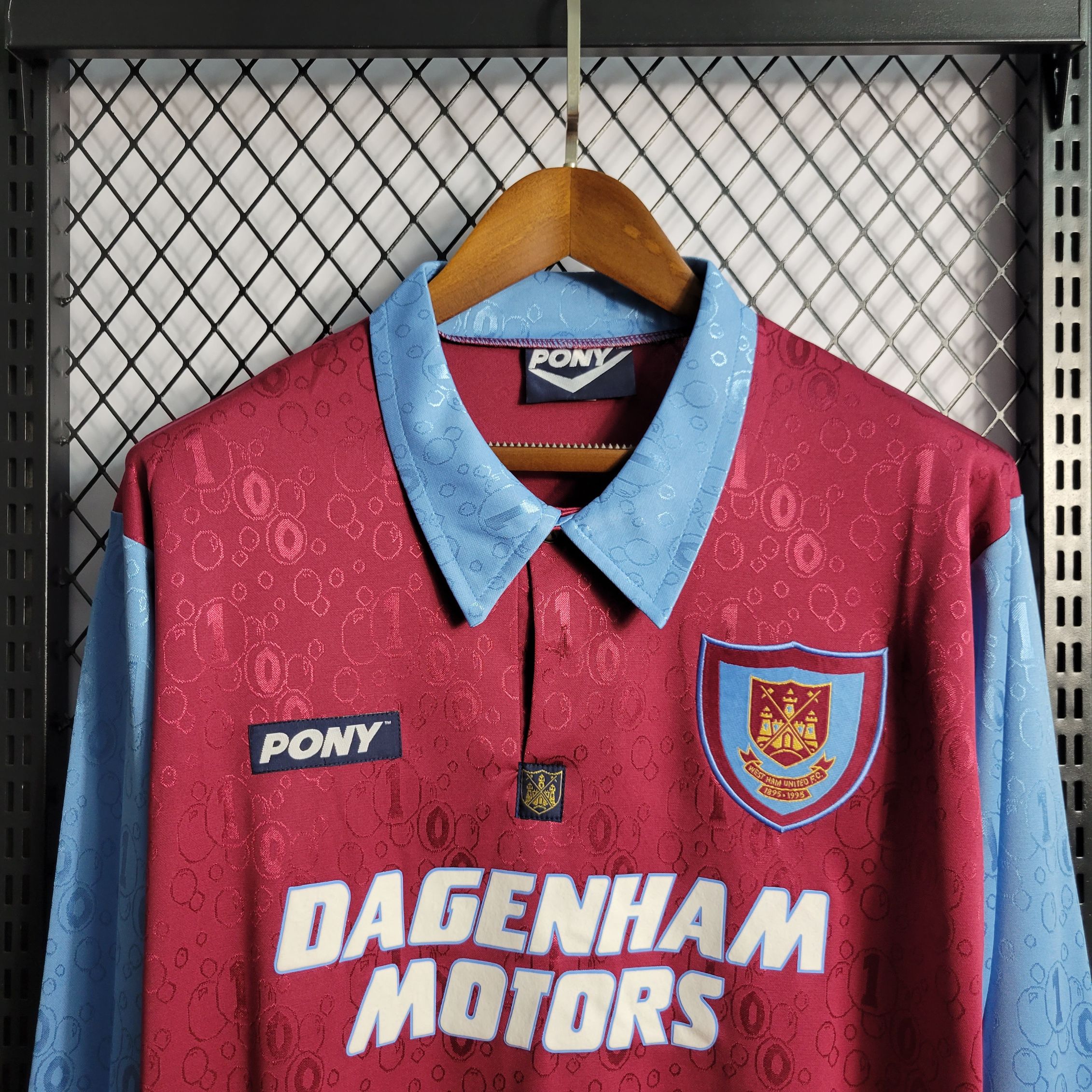 Retro West Ham 1995/1997 Tay Dài ( Sân Nhà )