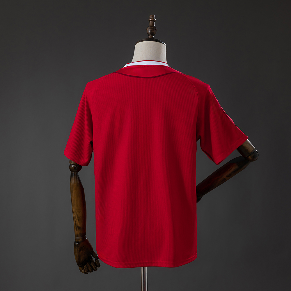 Retro Liverpool 2002/2004 ( Sân Nhà )