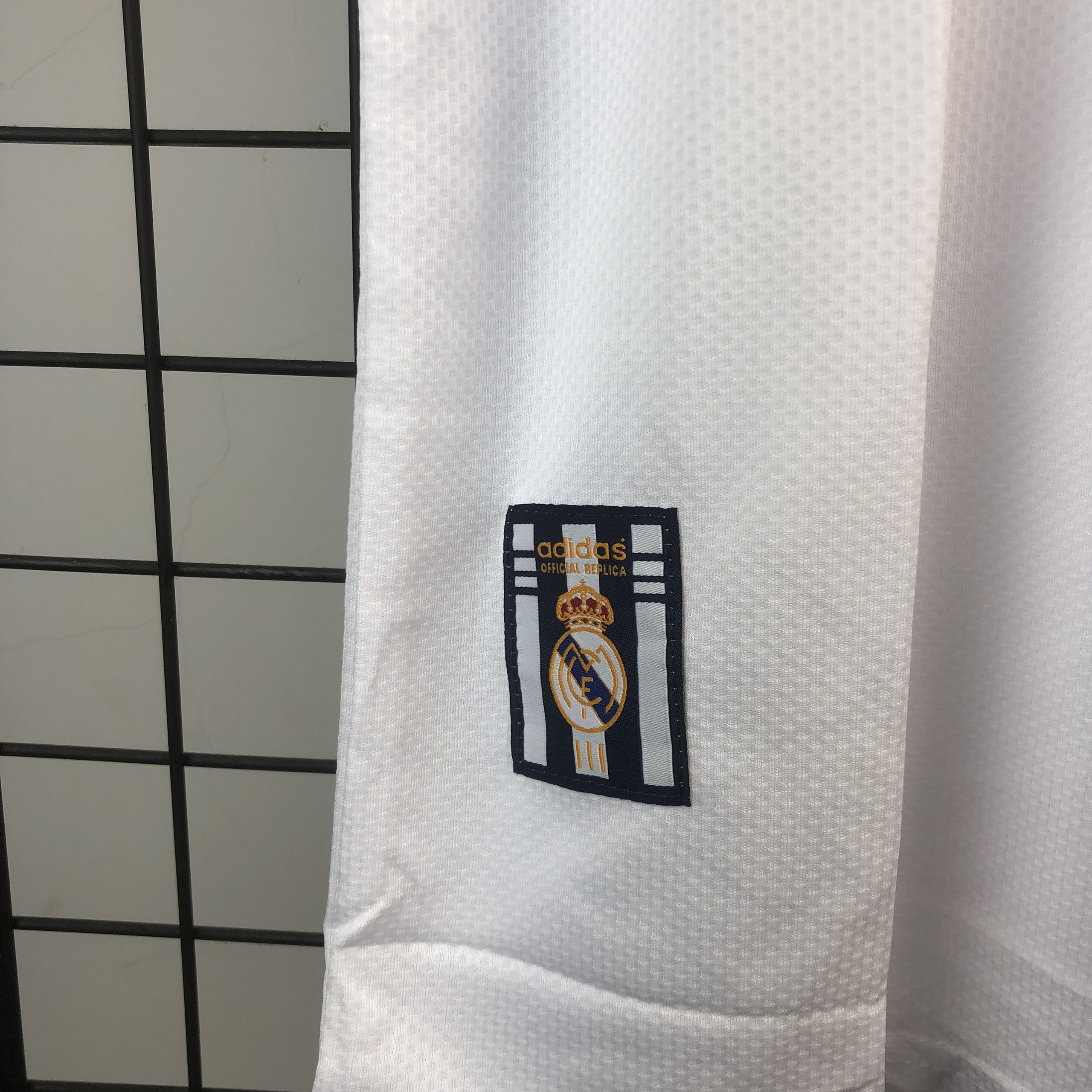 Đồ Fan Real 99/00 ( Sân Nhà )