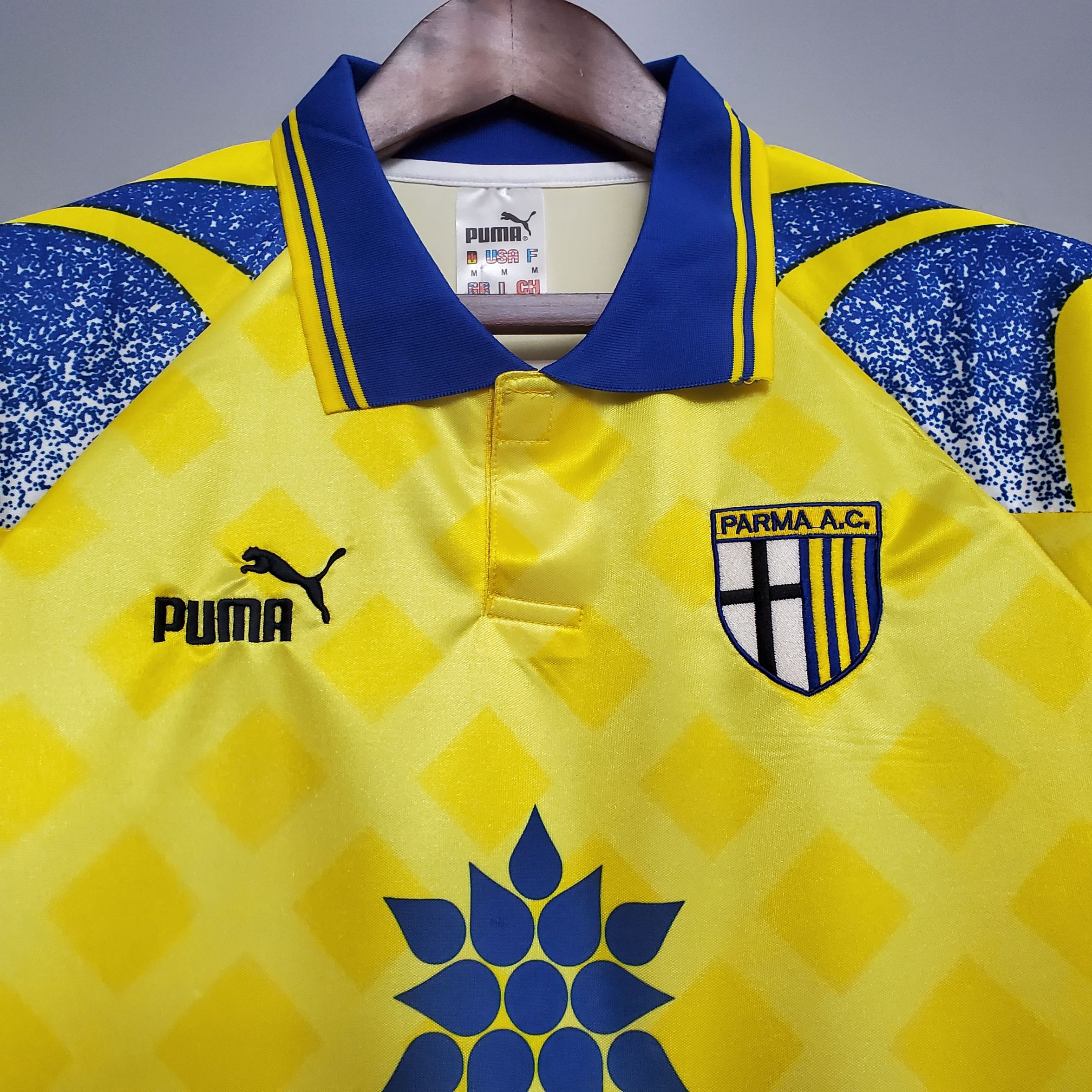Retro Parma 1995/1997 ( Sân Nhà )