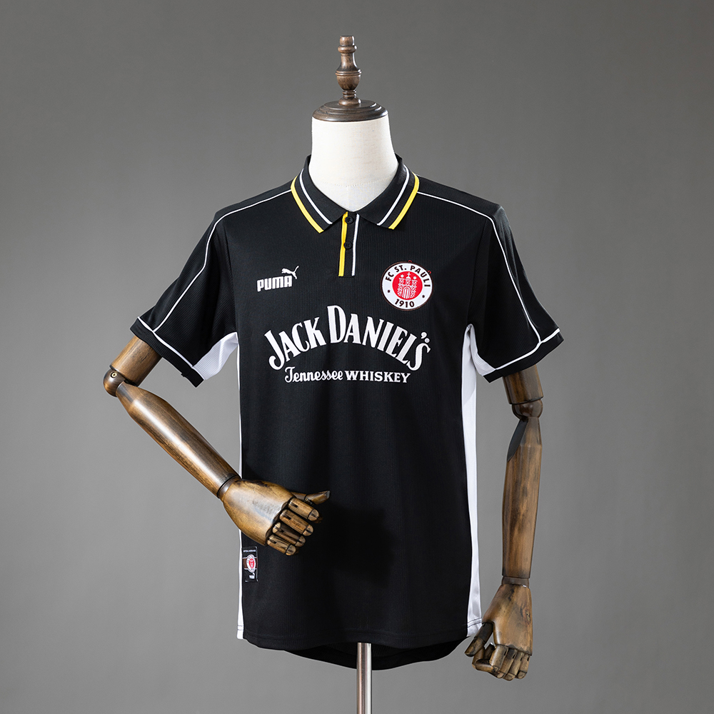 Retro FC ST. Pauli 1999/2000 ( Sân Khách )