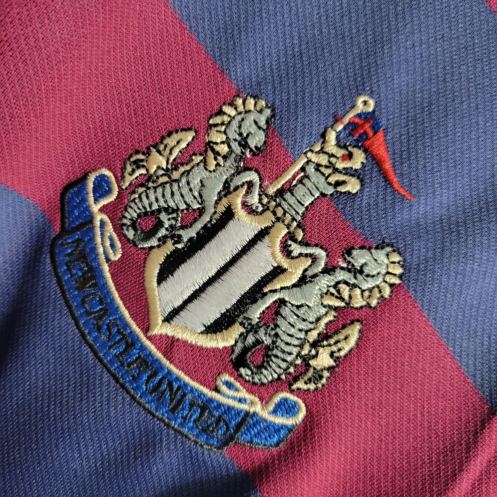 Retro NewCastle 1995/1996 Tay Dài ( Sân Khách )