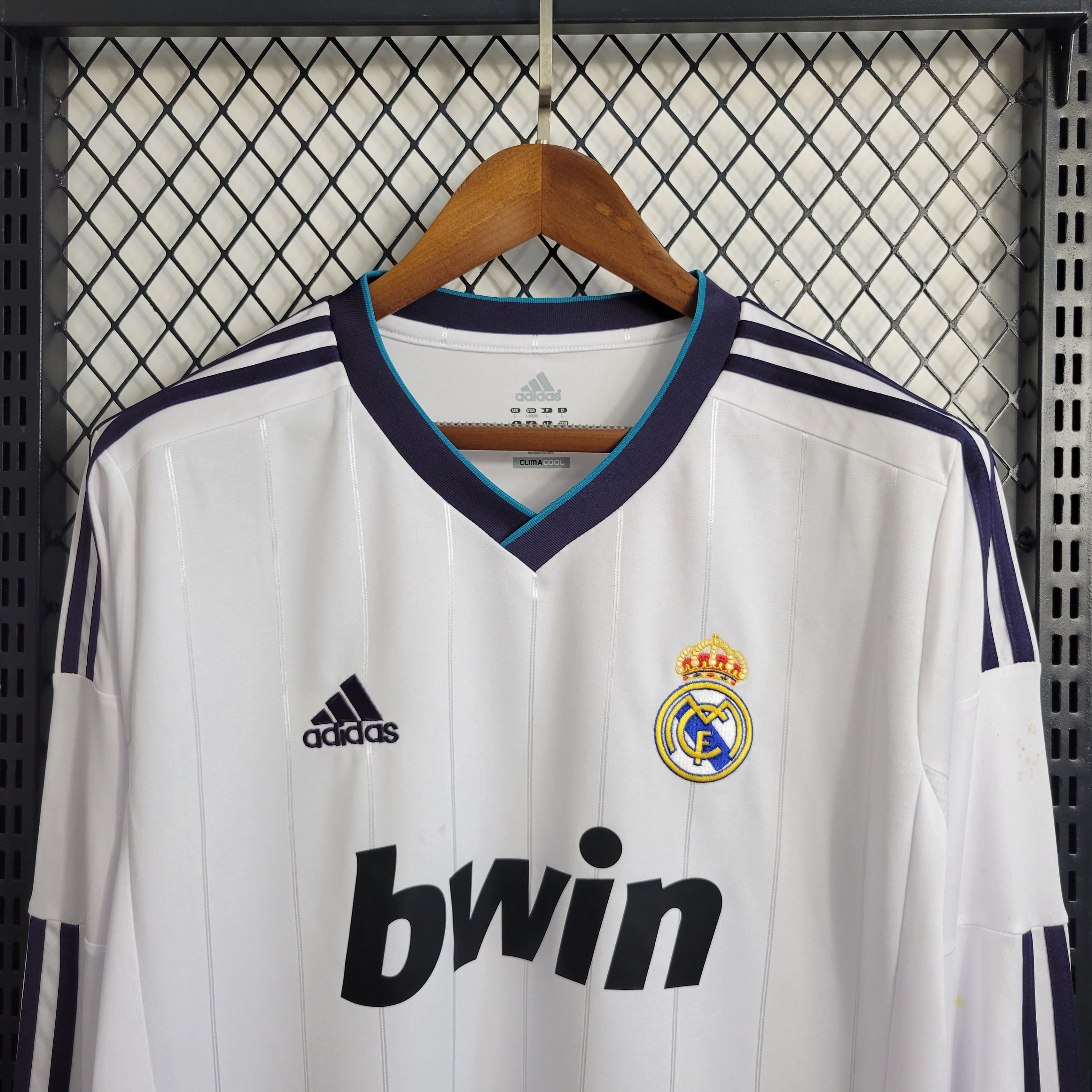 Retro Real Madrid 2012/2013 Tay Dài ( Sân Nhà )