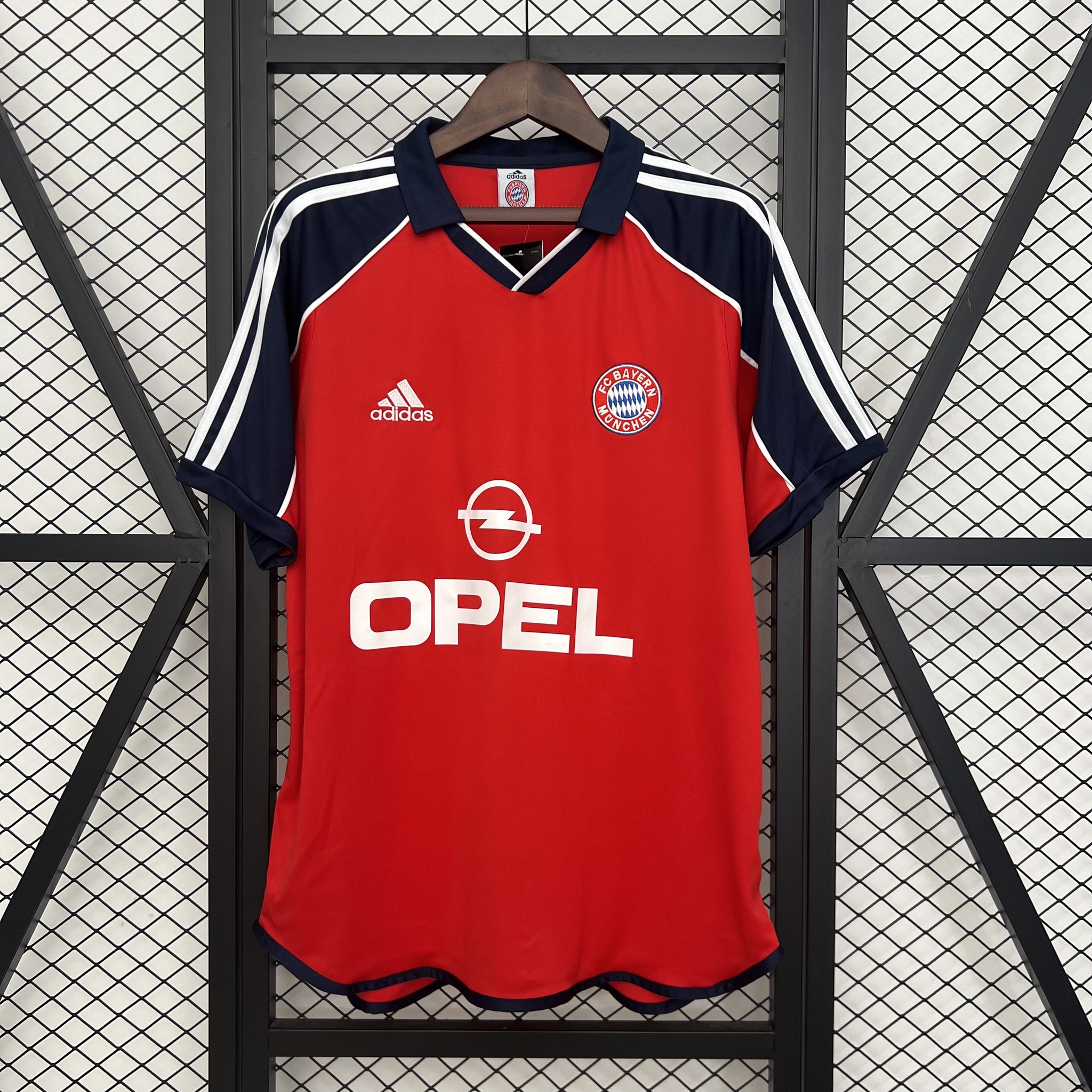 Retro Bayern Munich 1999/2001 ( Sân Nhà )