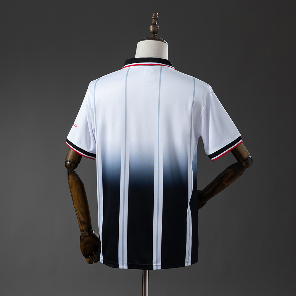 Retro Rangers 1997/1998 ( Sân Khách )