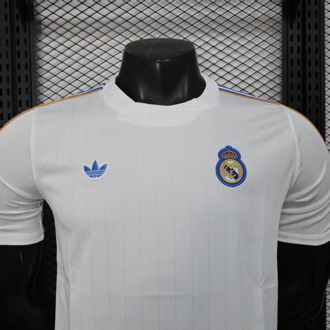 Áo Thun Real Madrid 2025 ( Terrace Icons Trắng )