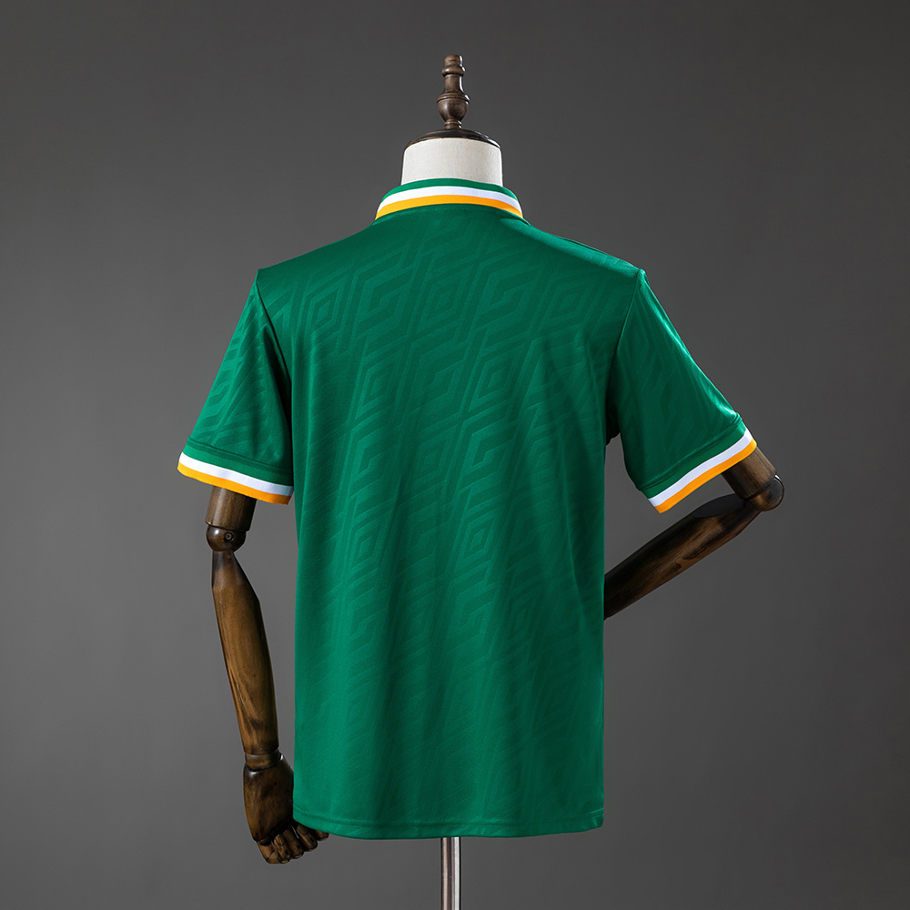 Retro Ireland 2026 St Patrick's Day ( Sân Nhà )
