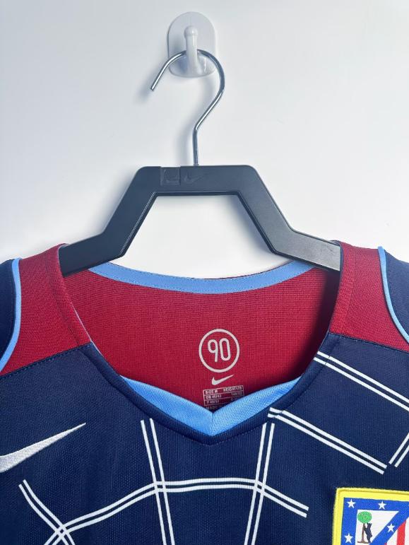 Retro Atletico Madrid 2004/2005 Tay Dài ( Sân Khách )