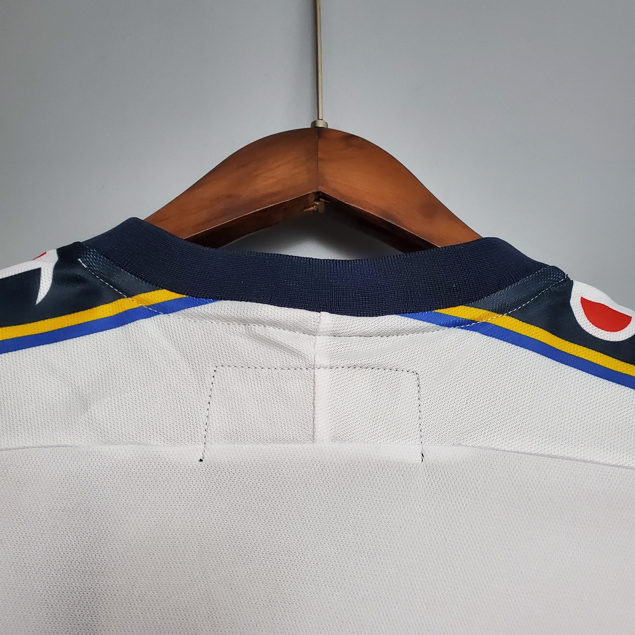 Retro Parma 2002/2003 ( Sân Khách )