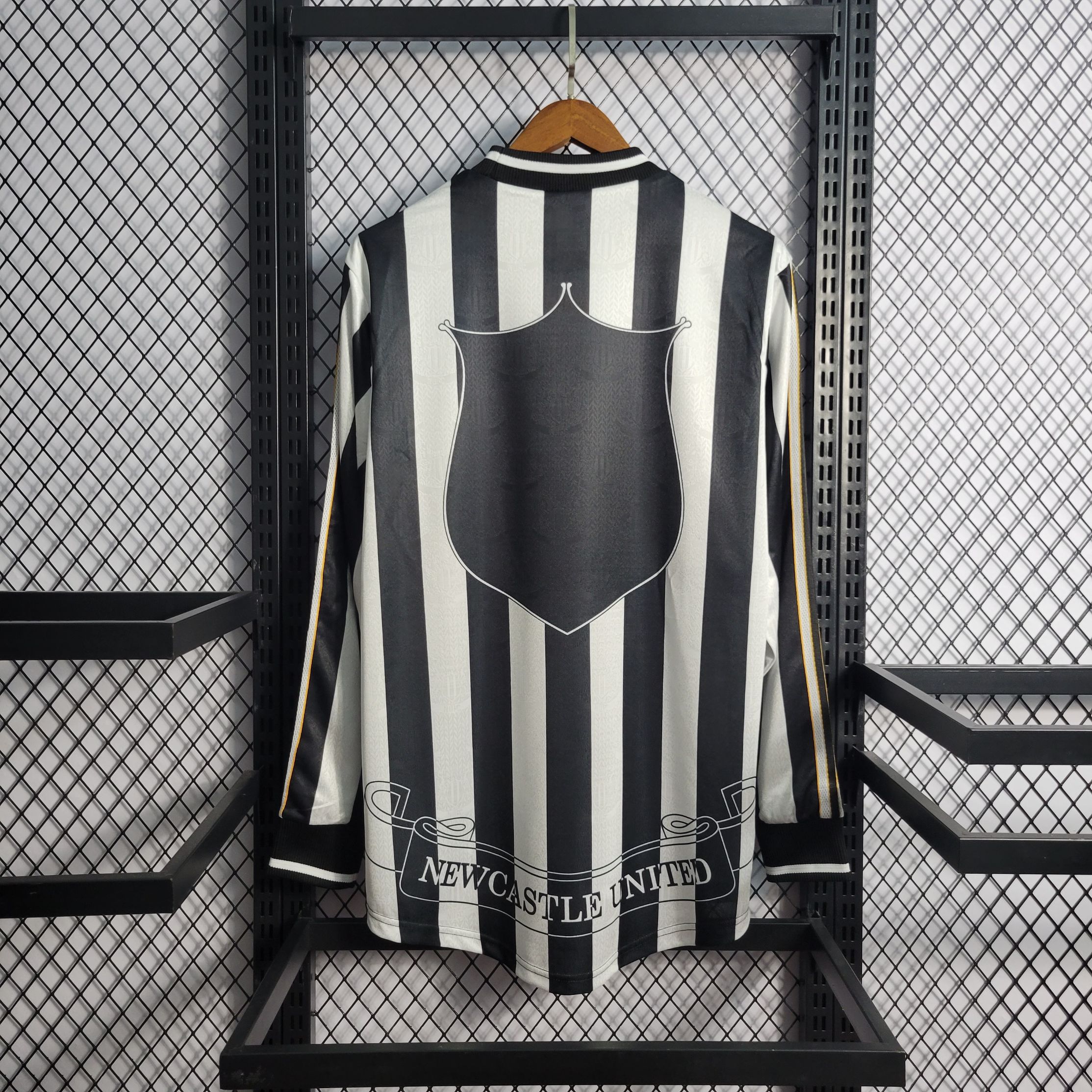 Retro NewCastle 1997/1999 Tay Dài ( Sân Nhà )
