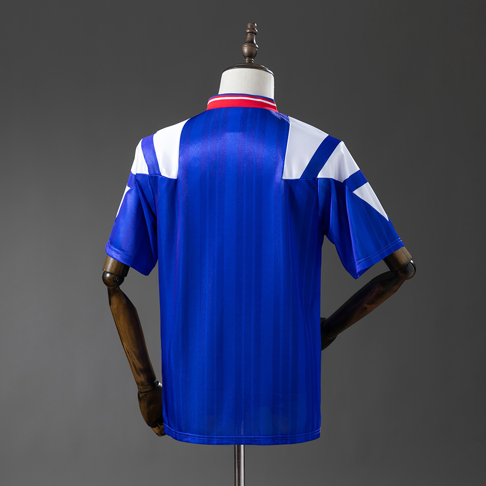 Retro Rangers 1992/1993 ( Sân Nhà )