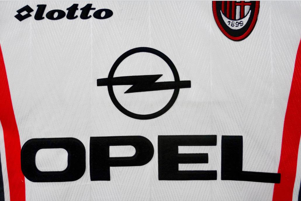 Retro Ac Milan 1997/1998 Tay Dài ( Sân Khách )
