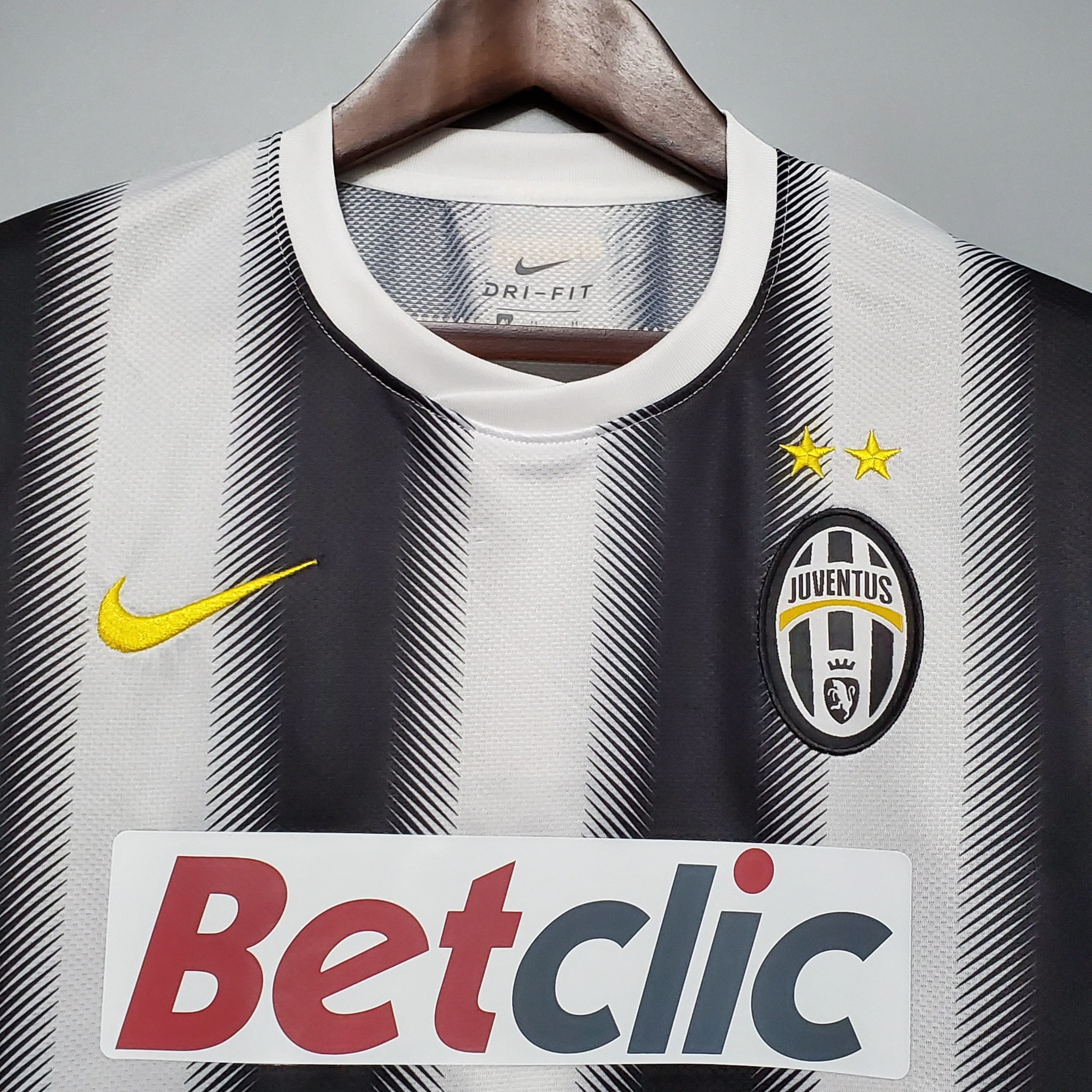 Retro Juventus 2010/2011 ( Sân Nhà )