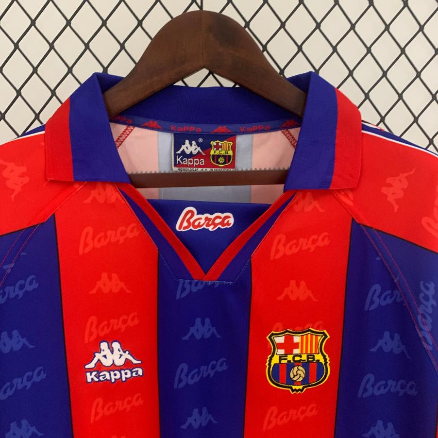 Retro Barcelona 1996/1997 Tay Dài ( Sân Nhà )