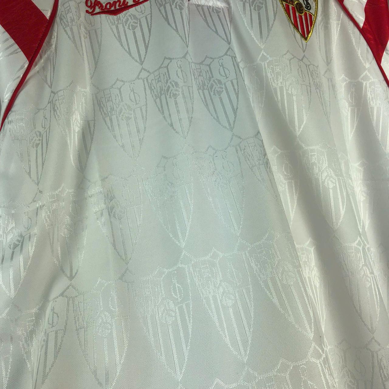 Retro Sevilla 1992/1993 ( Sân Khách )