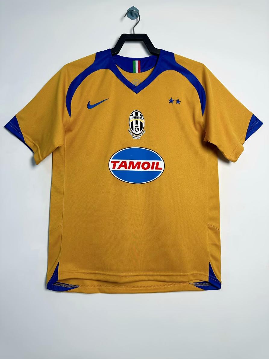 Retro Juventus 2005/2006 ( 3RD )
