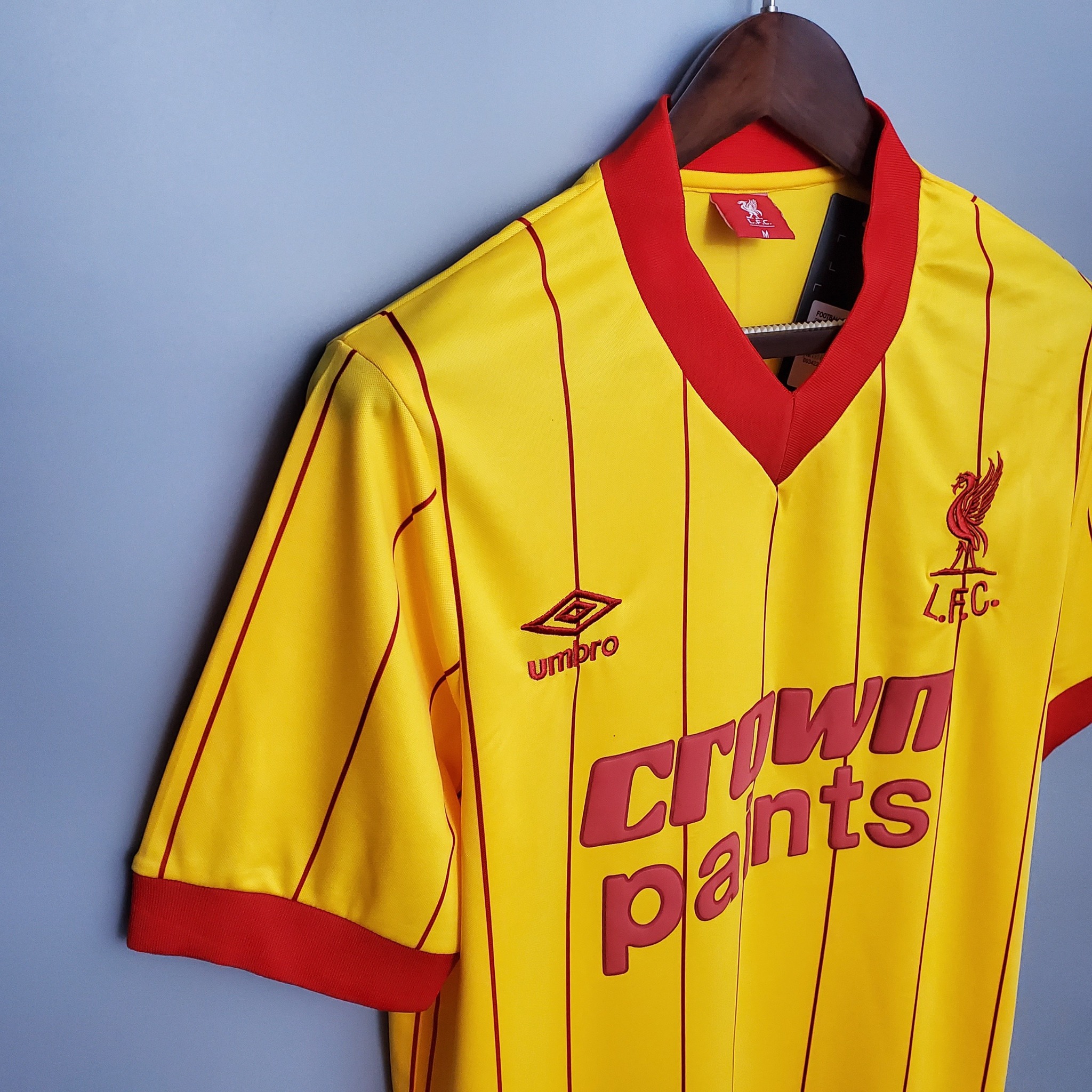 Retro Liverpool 1984/1985 ( Sân Khách )