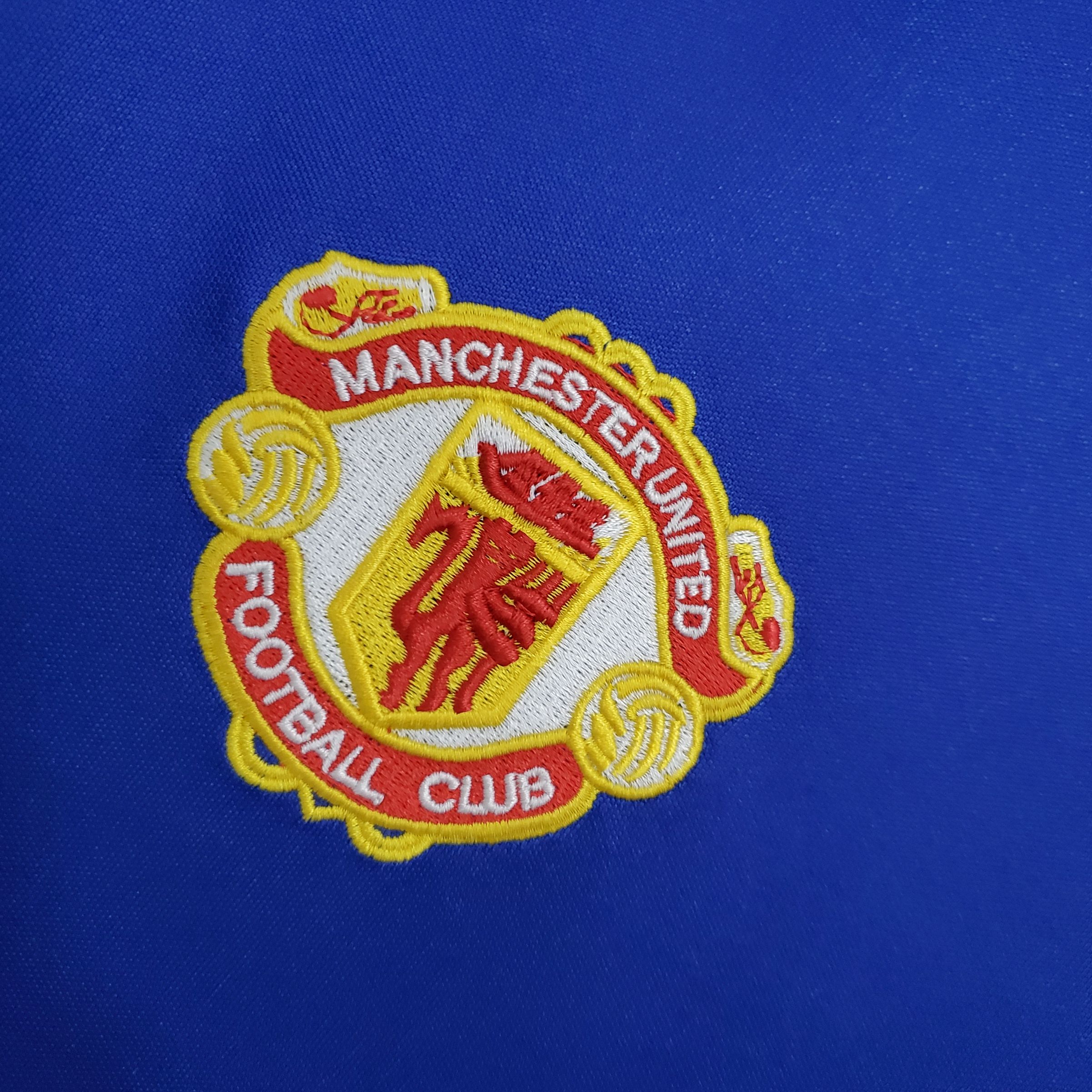 Retro Mu 1985/1986 ( Sân Khách )