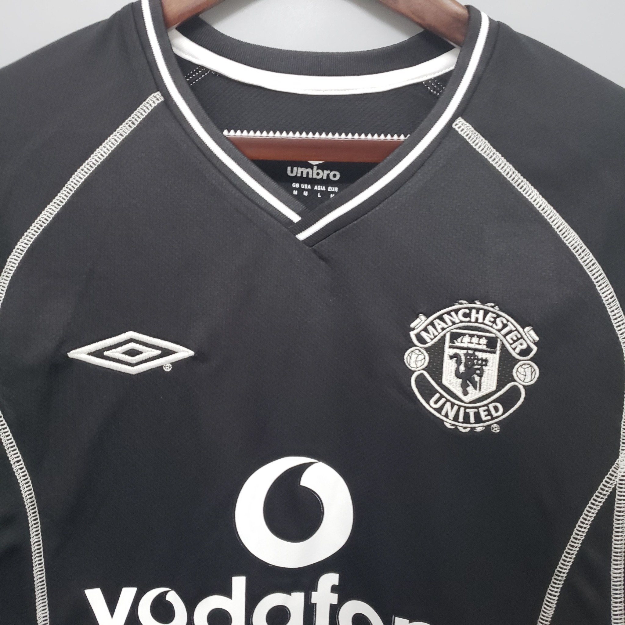 Retro Mu 2000/2001 ( Sân Khách )