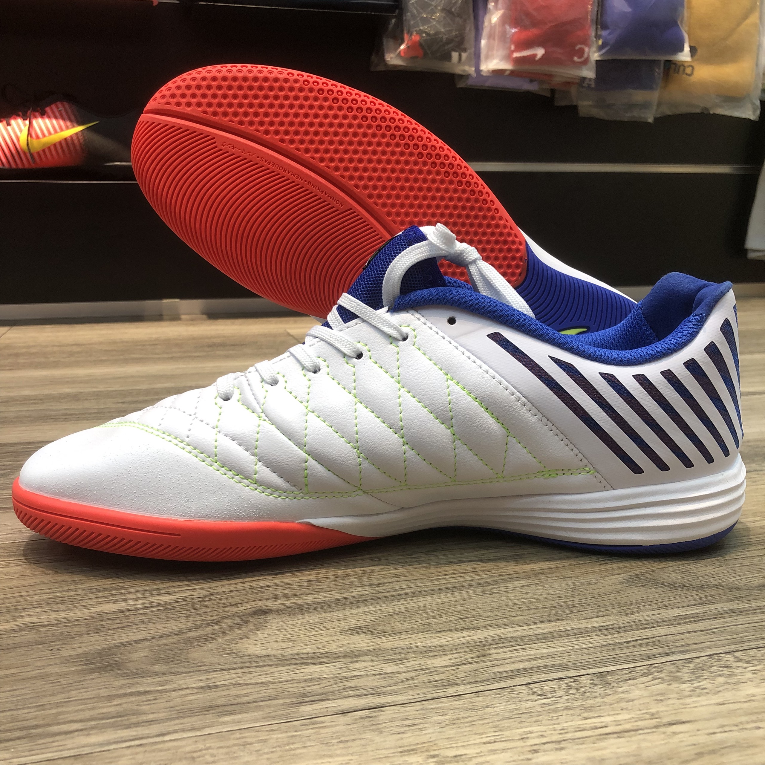 Giay Nike Lunar Gato II Tr ng