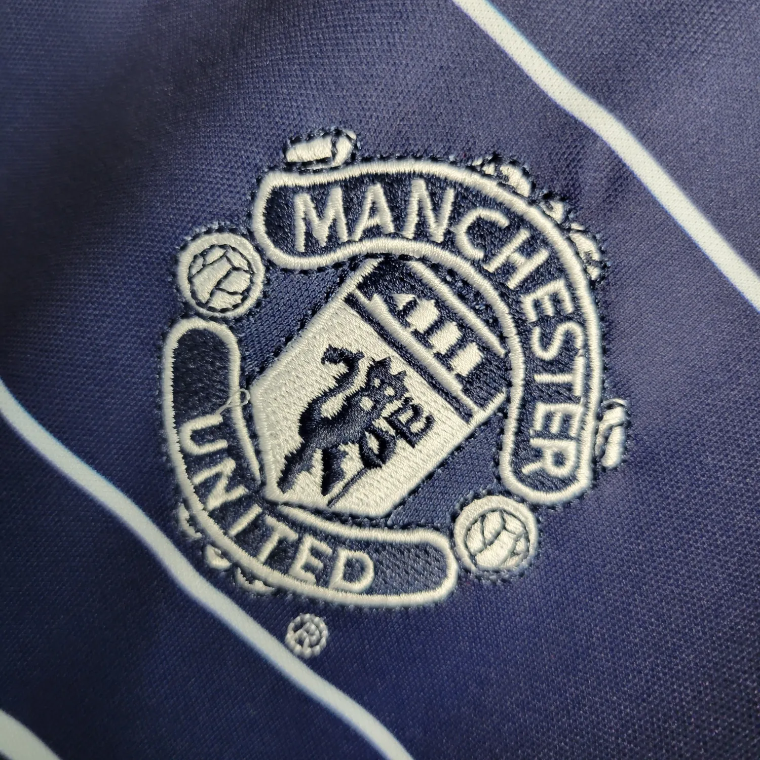 Retro Mu 1999/2000 ( Sân Khách )
