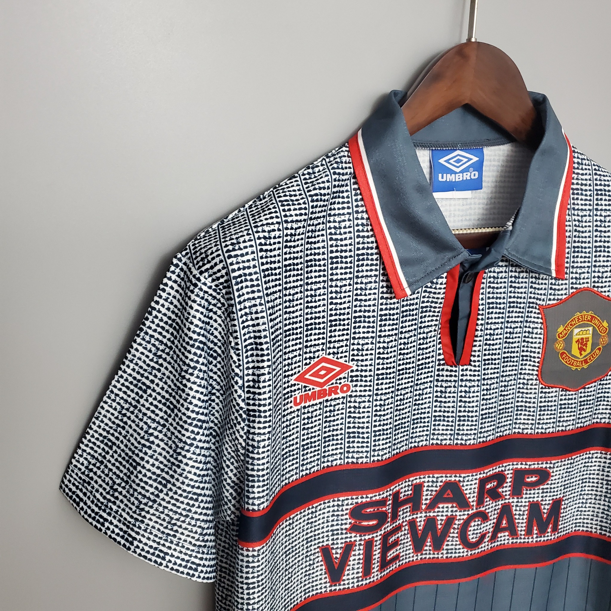 Retro Mu 1995/1996 ( Sân Khách )