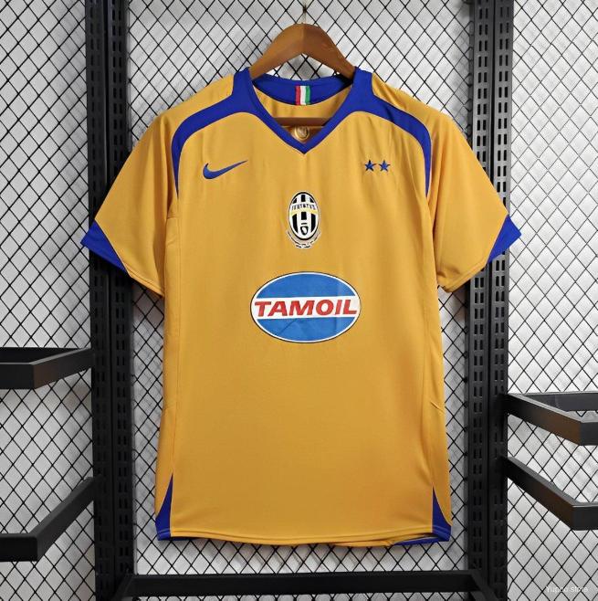 Retro Juventus 2005/2006 ( 3RD )