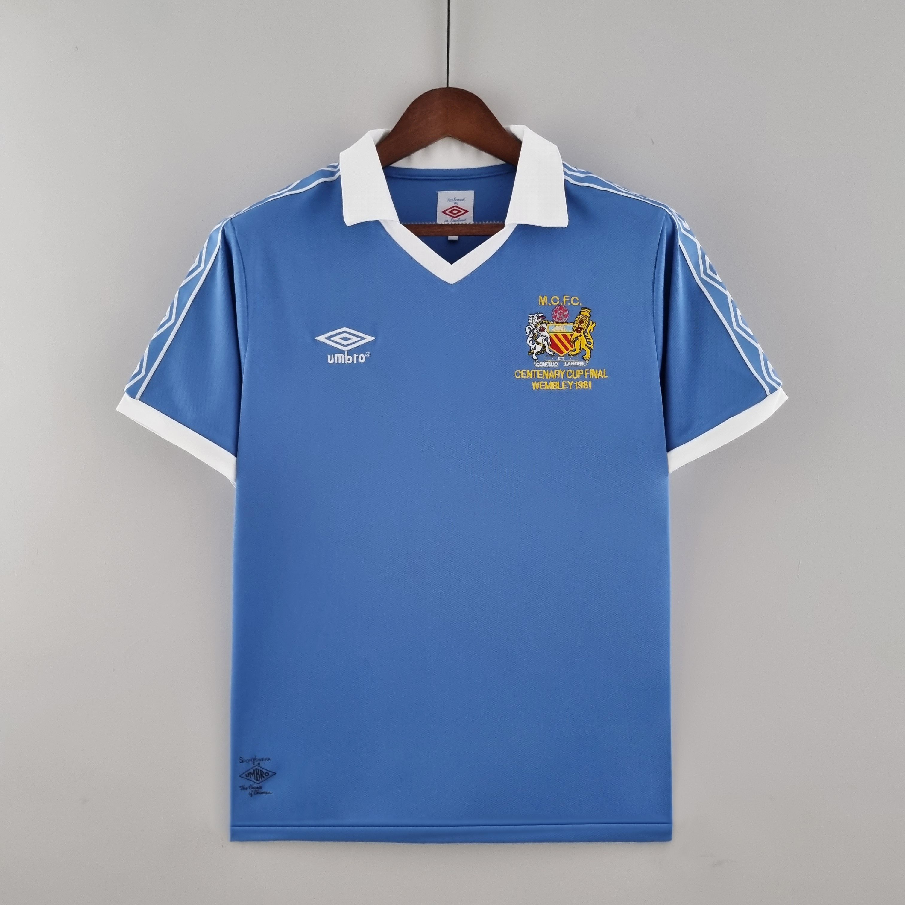 Retro Man CIty 1981/1982 ( Sân Nhà )