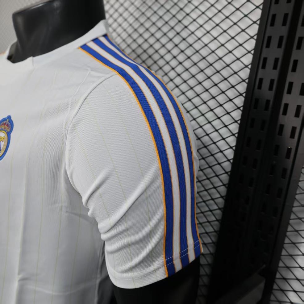 Áo Thun Real Madrid 2025 ( Terrace Icons Trắng )