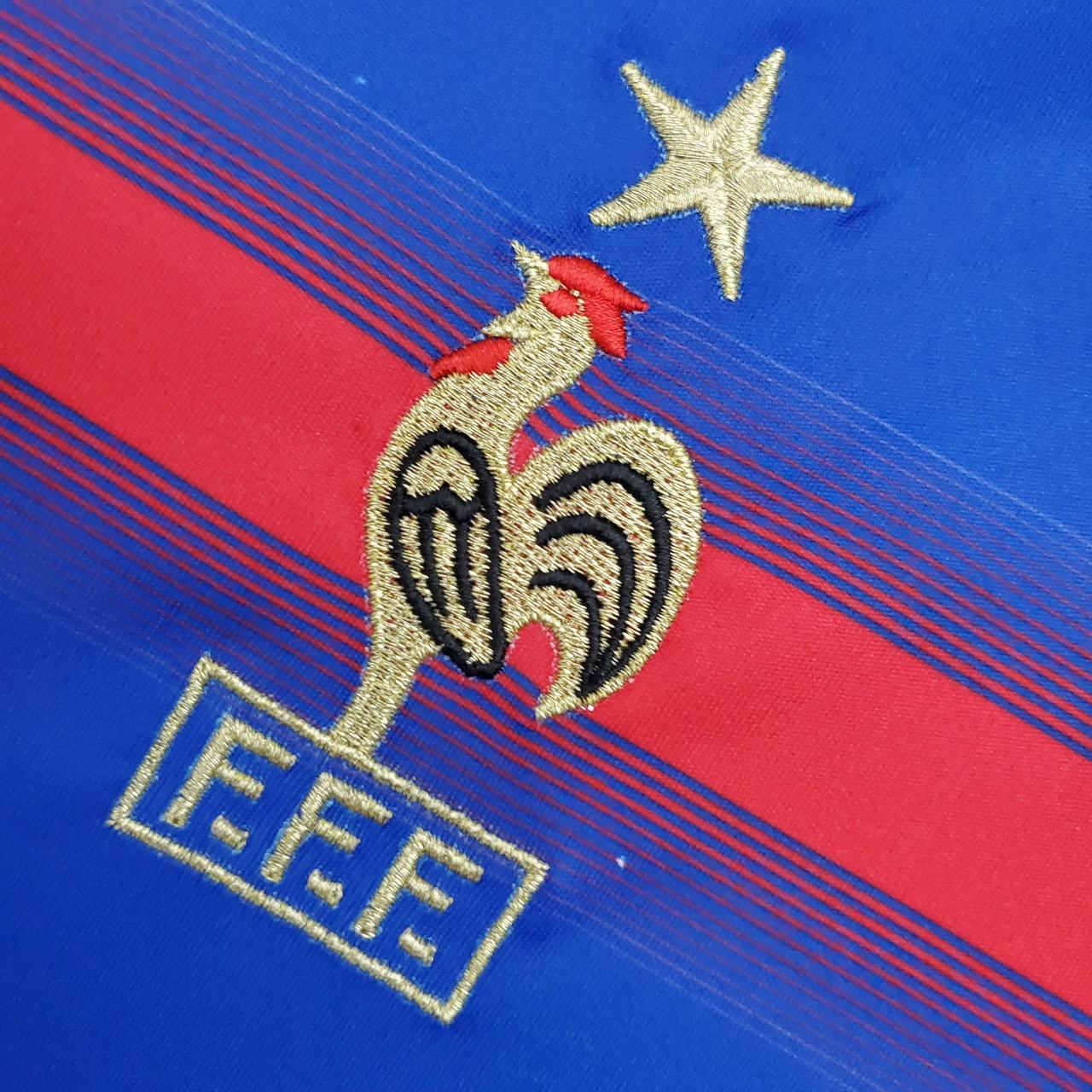 Retro Pháp 2004 ( Sân Nhà )