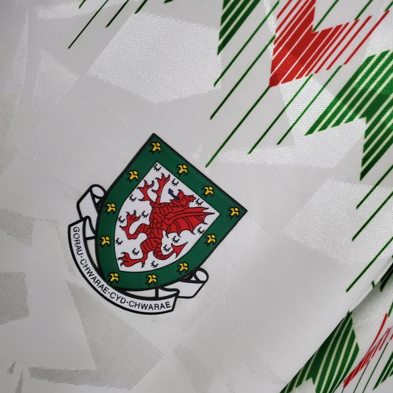 Retro Wales 1990 ( Sân Khách )