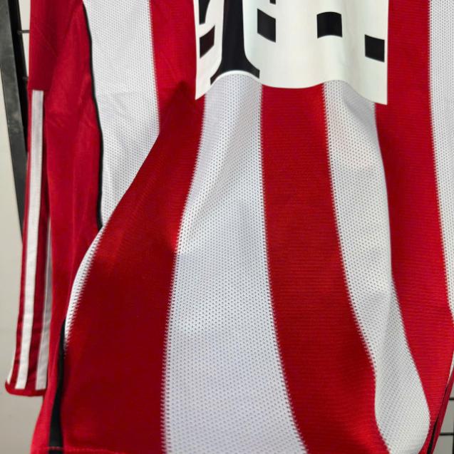 Retro Bayern Munich 2010/2011 Tay Dài ( Sân Nhà )