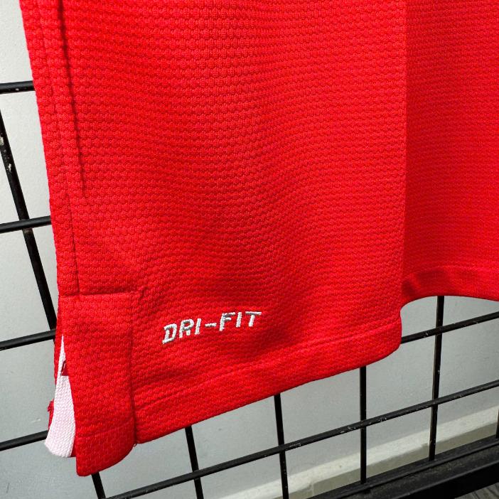 Retro Anh 2013 ( Sân Khách )