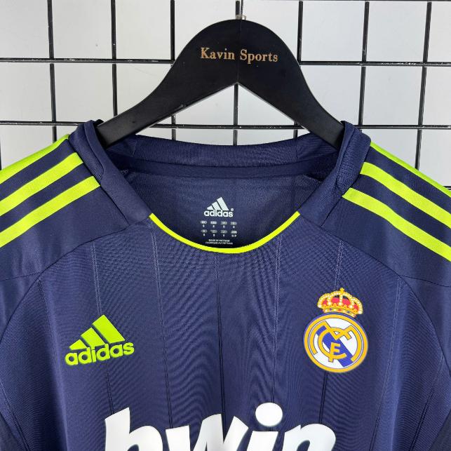 Retro Real Madrid 2012/2013 Tay Dài ( Sân Khách )
