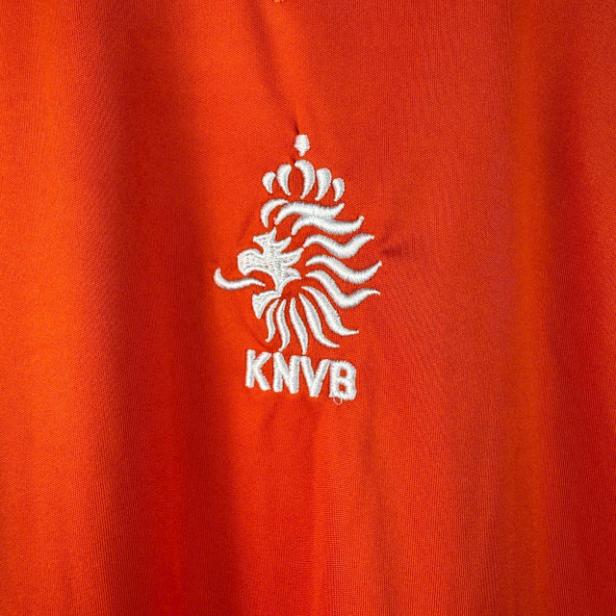 Retro Hà Lan 2004 ( Sân Nhà )