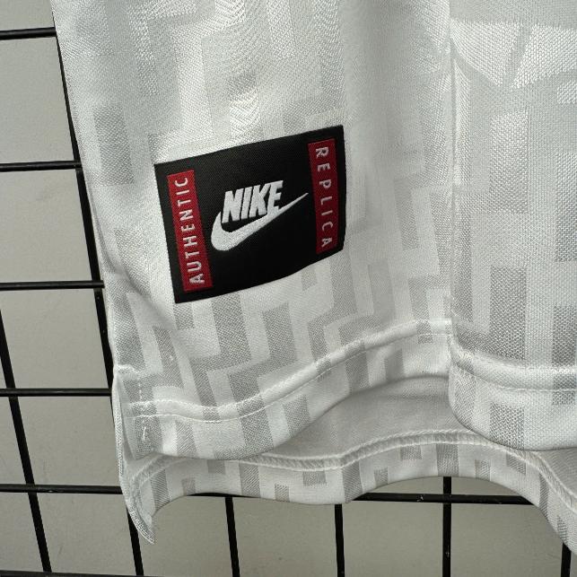 Retro Ý 1995 ( Sân Khách )