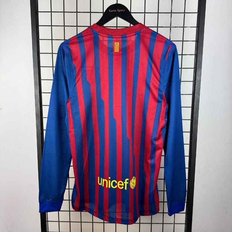 Retro Barcelona 2011/2012 Tay Dài ( Sân Nhà )