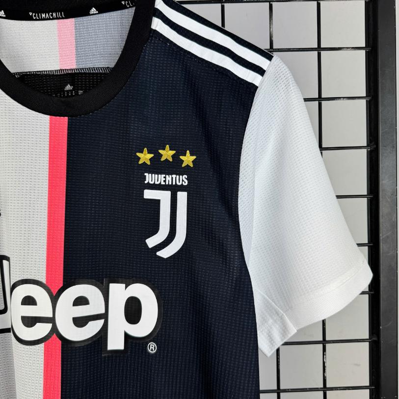 Retro Juventus 2019/2020 ( Sân Nhà )