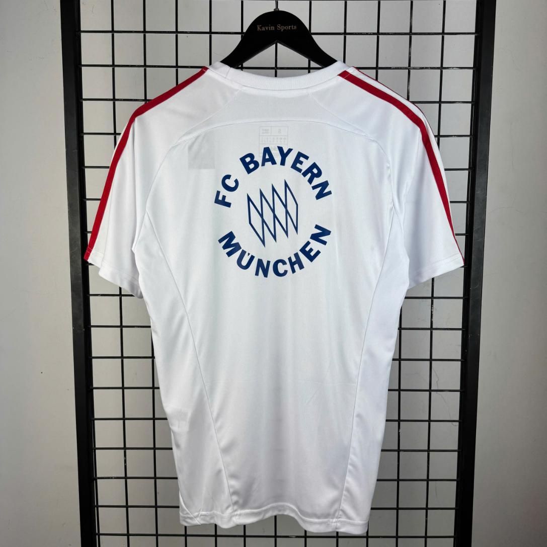 Áo Thun Bayern Munich 2025 ( UBP )